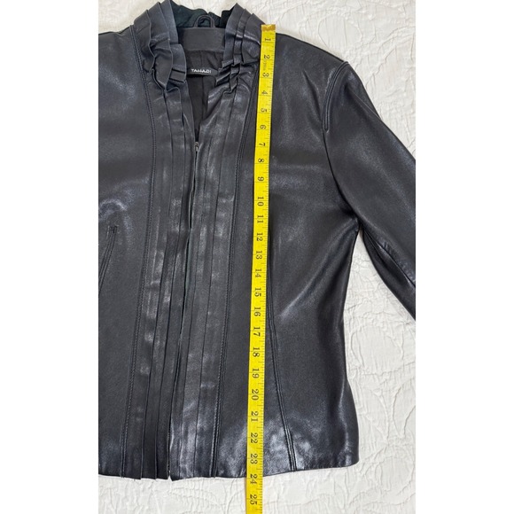 Tahari Black Leather Ruffle Collar Zipper Front Jacket Women's Size M - Picture 7 of 9